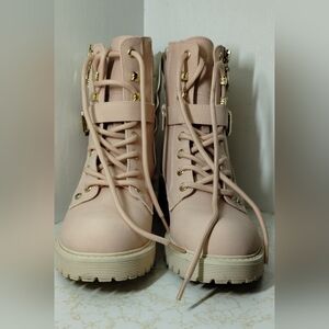 GBG Los Angeles Women's Salma Pink Combat Lace Up/Zip Size 6.5